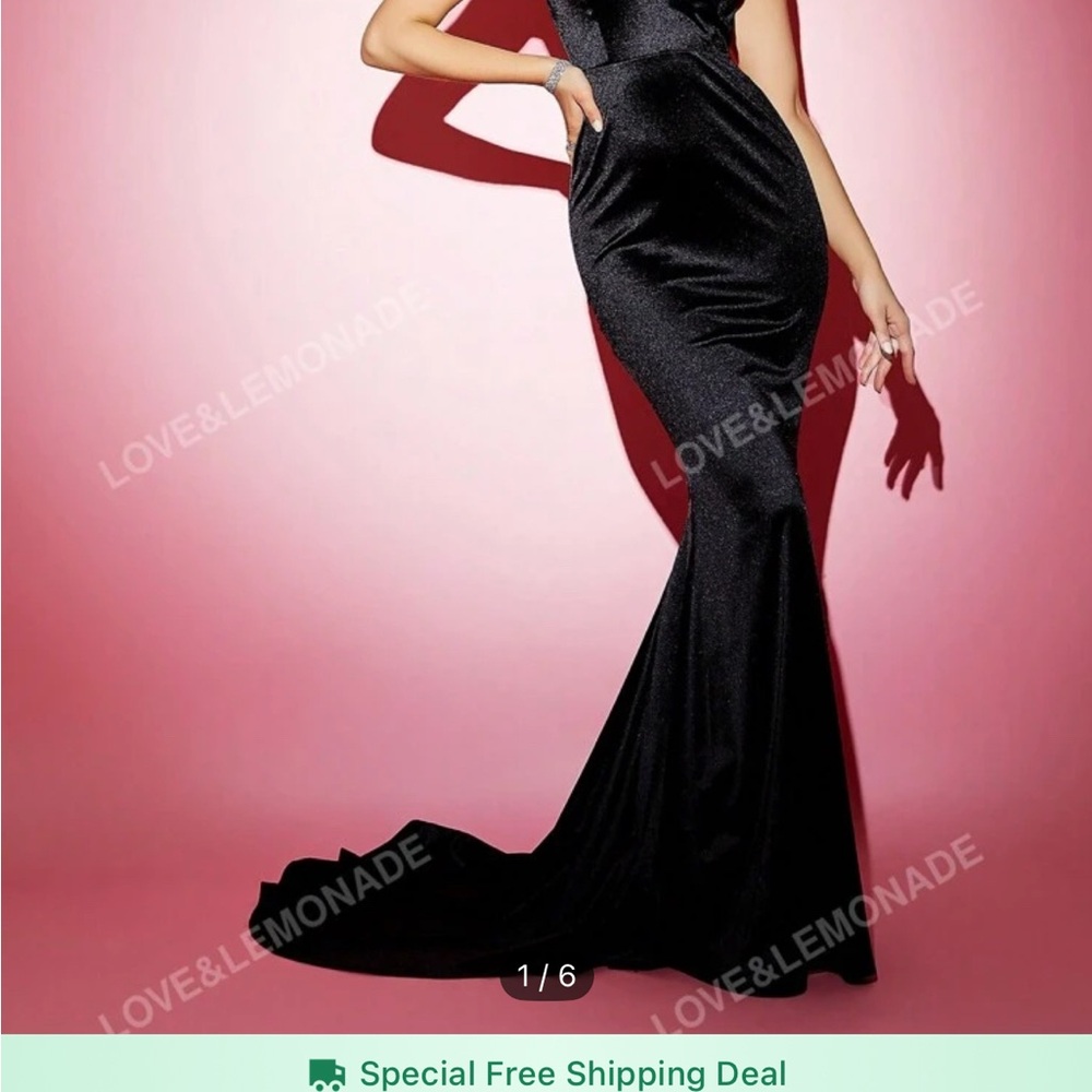 Windsor Black One Shoulder Sleeveless Backless Gown